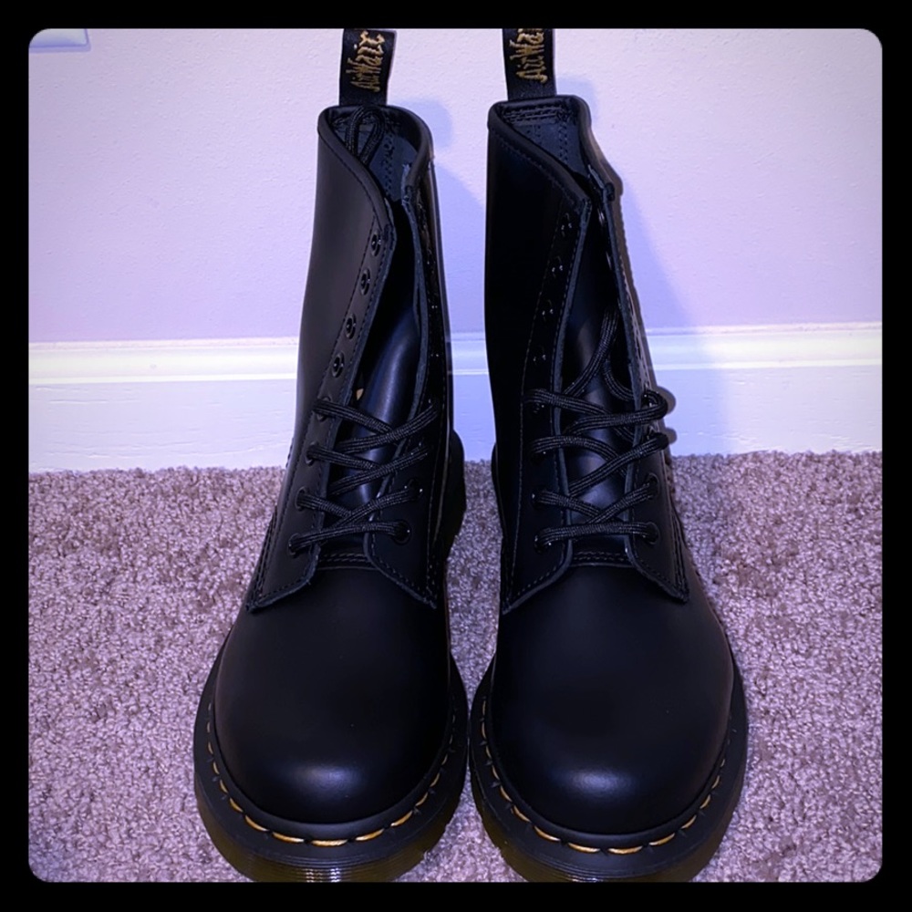 Combat boots never worn